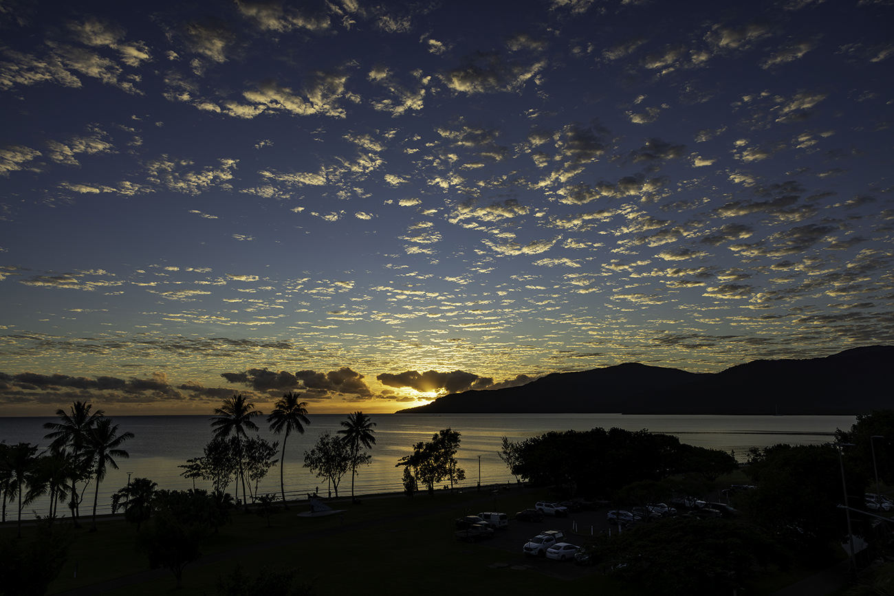 beautiful morning cairns north sunrise 260716
